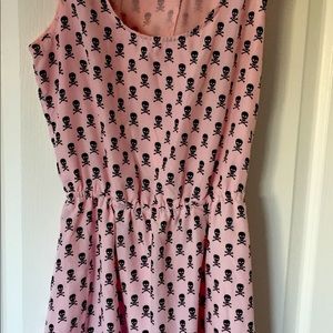 Stunning little pink dress